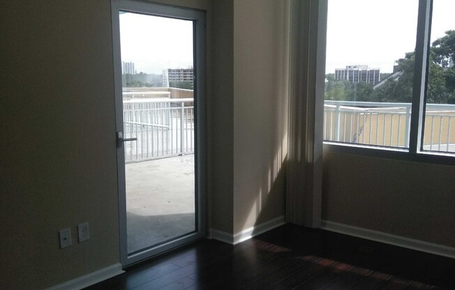 2 bed 2 bath condo Downtown Orlando!