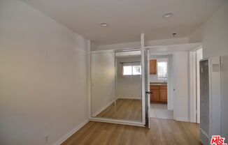 1 bed, 1 bath, 500 sqft, $1,800, Unit 1