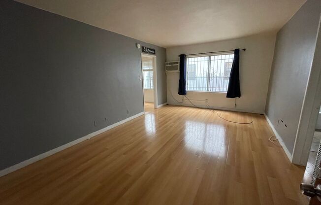 Studio, 1 bath, 350 sqft, $1,695, Unit 7