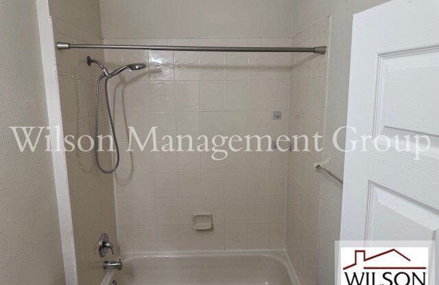 1819 SAFFRON PLUM LN