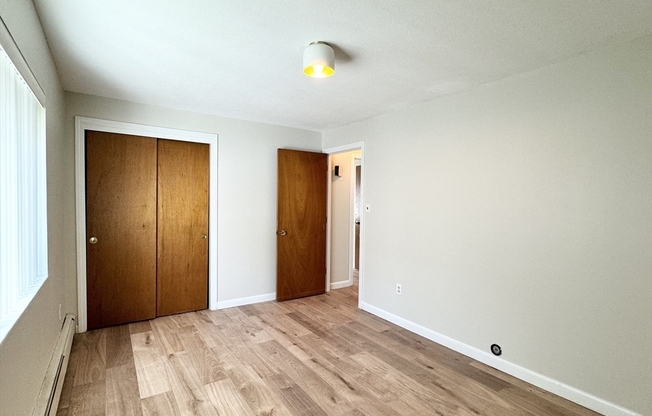 2 beds, 1 bath, 742 sqft, $2,600, Unit 7