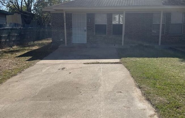 3536 S Littlejohn Ave A, Fort Worth, TX  76105