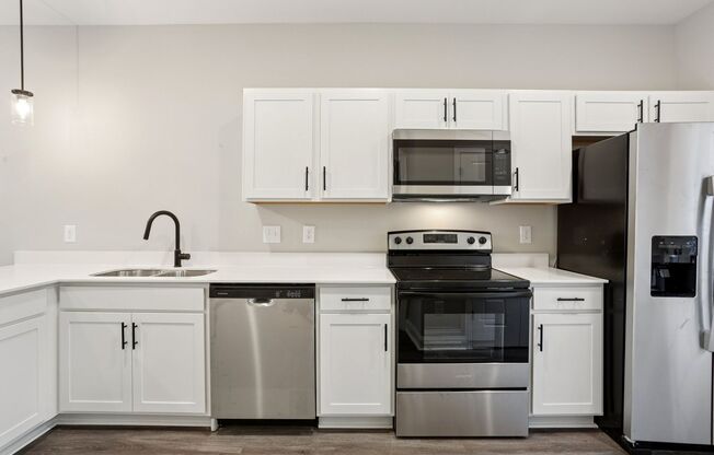 4 beds, 3 baths, 1,425 sqft, $1,795, Unit 201