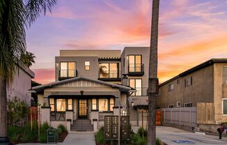4649 Arizona