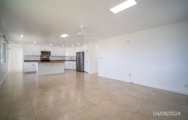 $3,400 / 3br - 3 BED 1.5 BATH DUPLEX IN KANEOHE
