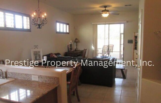 3/2 Corona De Tucson Charmer With Screened Porch!