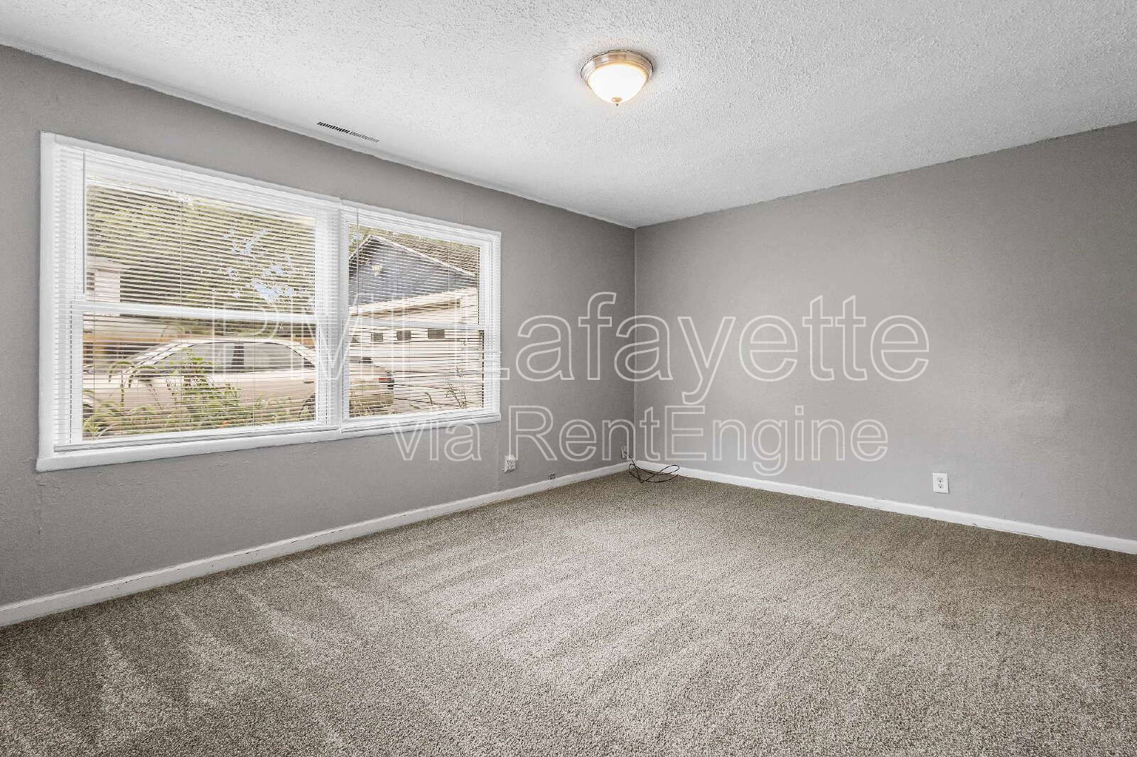 1606 N 18 ST