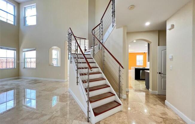 8034 NW 111 CT