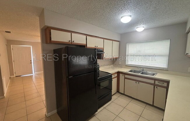 3 beds, 1.5 baths, 1,100 sqft, $1,599