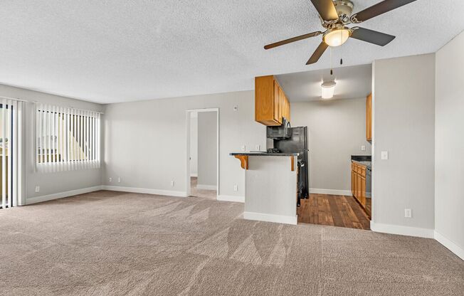 2 beds, 2 baths, 905 sqft, $2,502, Unit Unit 324