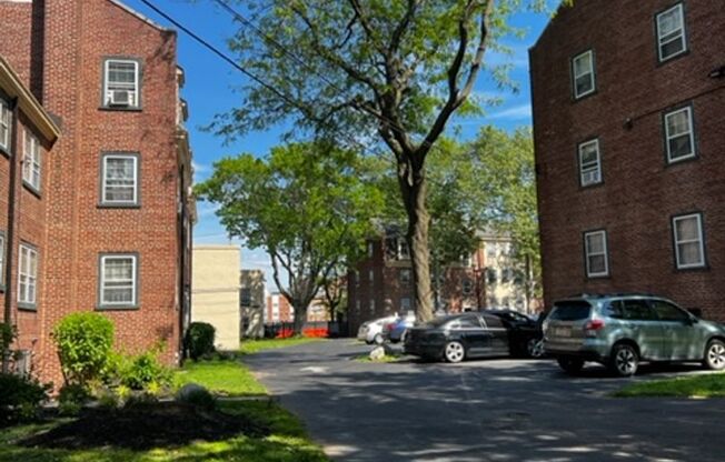 1 bed, 1 bath, 500 sqft, $1,299, Unit N7640D