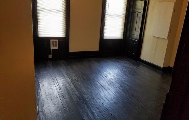 1225 W Allegheny Ave