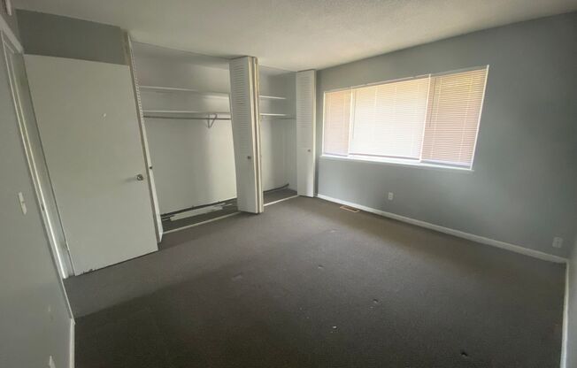 Matterhorn Townhomes - 2 bedroom 1.5 bathroom Townhome Near WMU