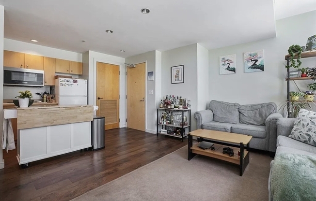 1 bed, 1 bath, 538 sqft, $2,935, Unit 6D