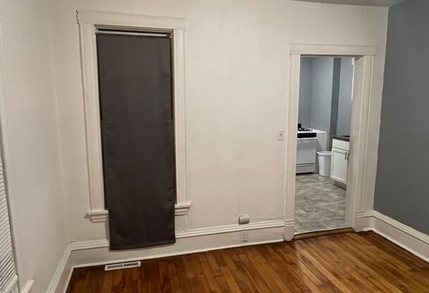 1 bed, 1 bath, 1,000 sqft, $1,395, Unit Unit 1