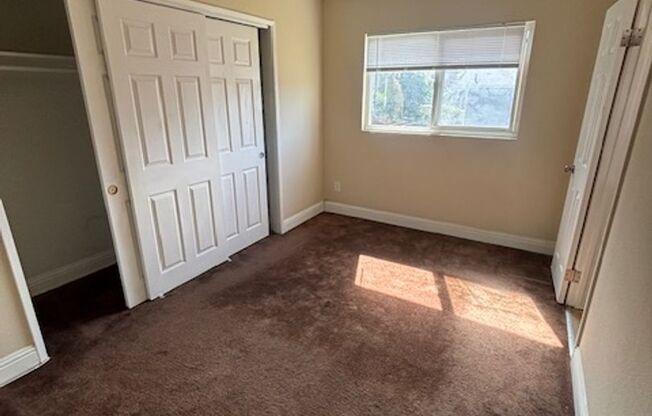 8290 Macarthur Blvd Lease Only