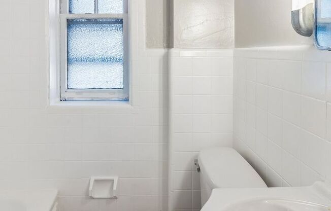 1 bed, 1 bath, 600 sqft, $1,150, Unit 3D