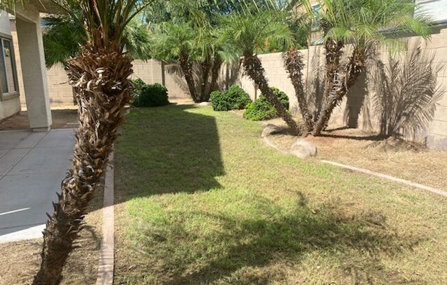 3 beds, 2.5 baths, $2,345