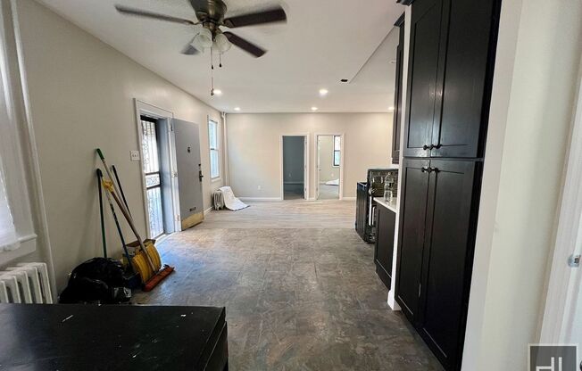 3 beds, 1 bath, $3,600, Unit 1