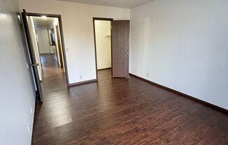 2 beds, 1.5 baths, 1,400 sqft, $1,175, Unit 900 N 21st - Apt. #6