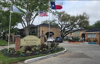 Rockridge Station Apartments