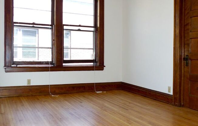 1 bed, 1 bath, 410 sqft, $865, Unit 22 - 31