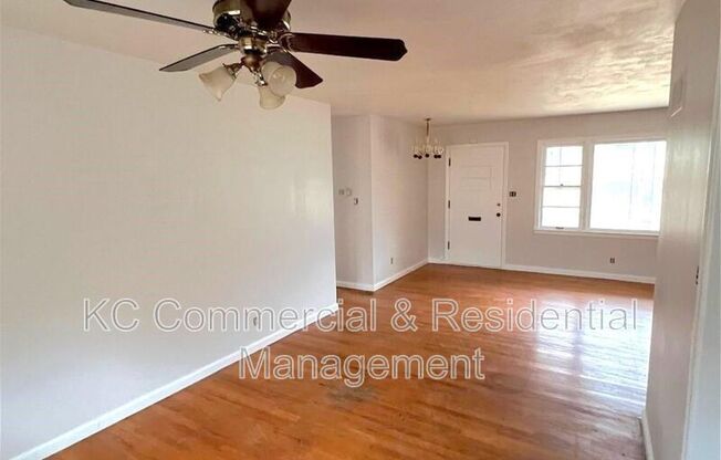 800 E 75 TERRACE