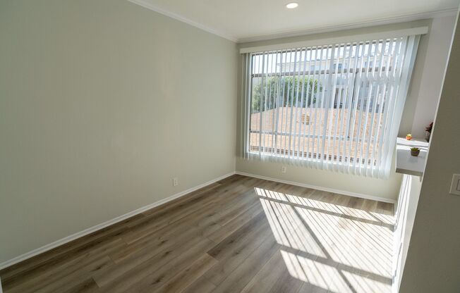 1 bed, 1 bath, 550 sqft, $1,848, Unit 212