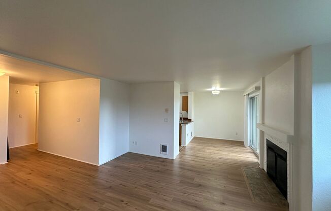 Sterling Heights Condo - Bellevue
