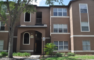 Orlando: Gated Community, Near Airport