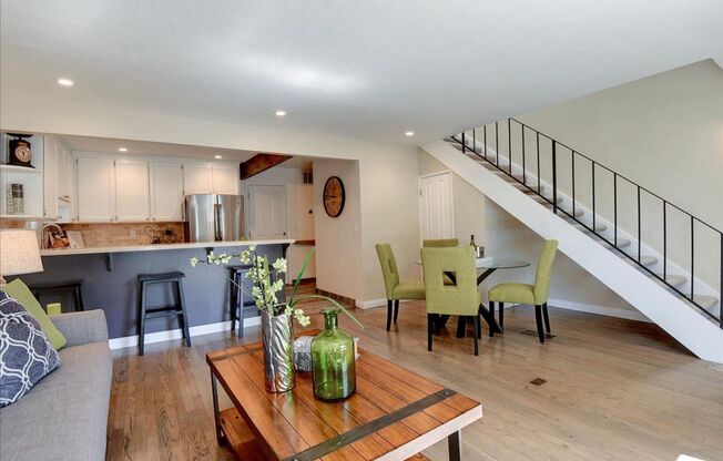 What a Great Willow Glen Home!