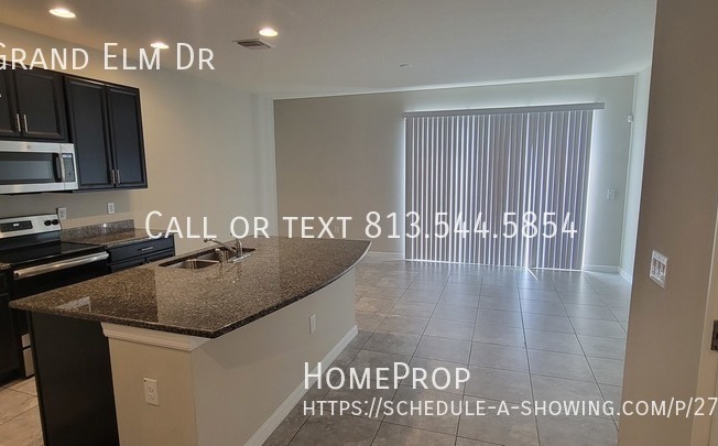 7025 GRAND ELM DR