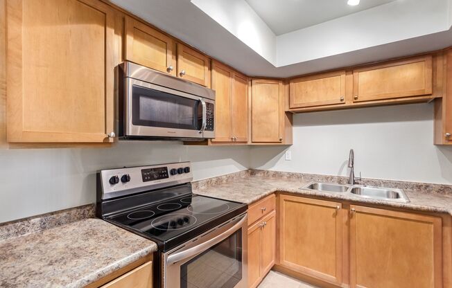 1 bed, 1 bath, $1,495, Unit # 243