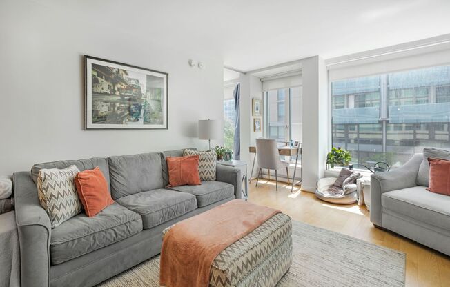 1 bed, 1 bath, $1,875, Unit (#112)