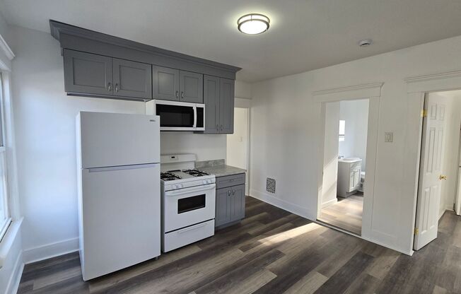 Updated 3 bedroom 2nd floor apartment