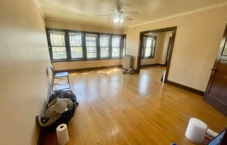1 bed, 1 bath, $1,025, Unit 17