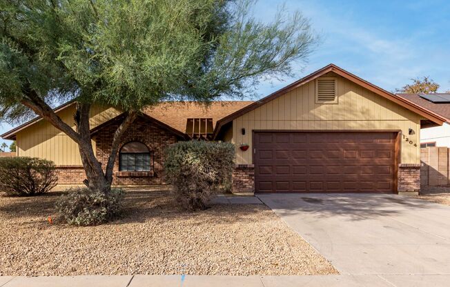 4-Bedroom Chandler Home with Bonus Room & Community Amenities!