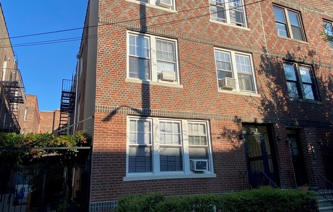 340 STARR ST