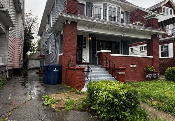 442 WOHLERS AVE