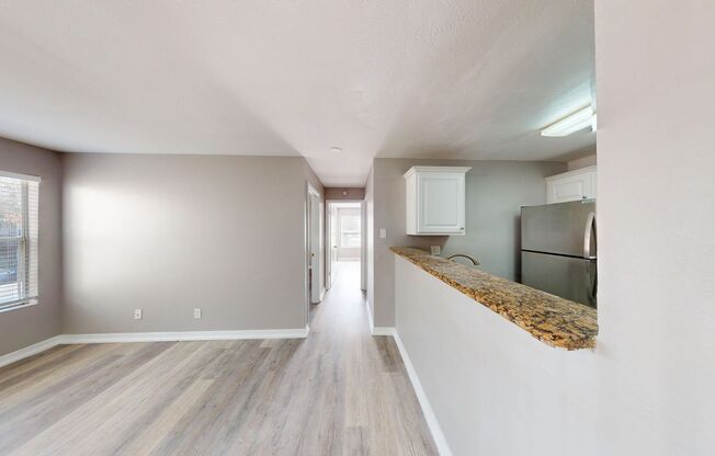 3 beds, 2 baths, $1,750, Unit Unit 1228