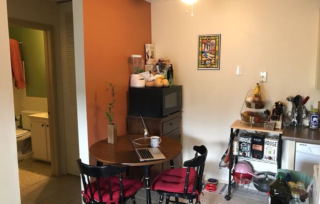 1 bed, 1 bath, 550 sqft, $1,195, Unit 412