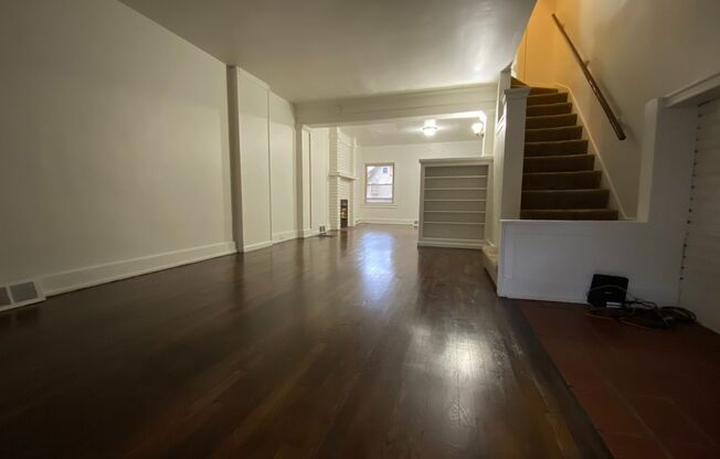 Spacious Three Bedroom Townhouse in Squirrel Hill! Hardwood Floors + Bathroom Updates! Call Today!