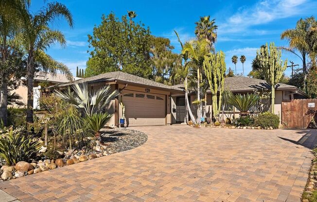 3BD 2BA San Carlos Home, Fabulous Outdoor BBQ Area, 2 Car Garage, Enclosed Sunroom