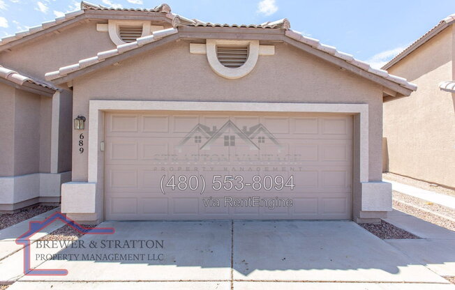 689 W CONSTITUTION DR