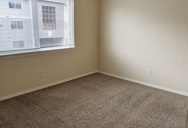 3 beds, 2 baths, 1,180 sqft, $1,625, Unit C103