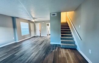 3 beds, 1.5 baths, 1,002 sqft, $1,395, Unit H-151