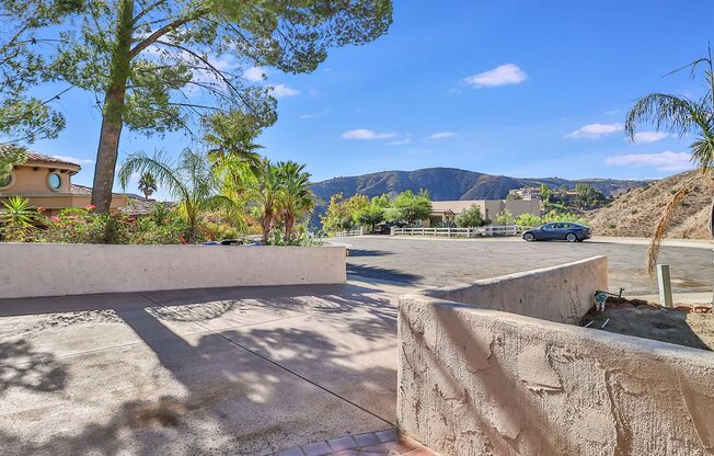 Bell Canyon 4BR w/views + over 1 acre of land!