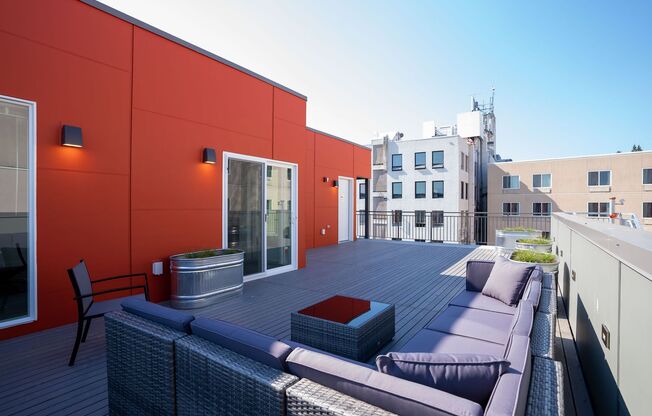 2 beds, 1 bath, 625 sqft, $1,800, Unit 312