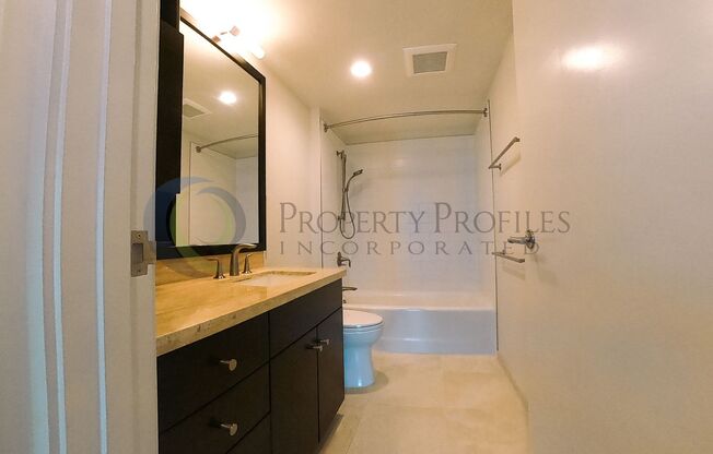 1 bed, 1 bath, $3,200