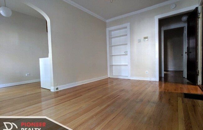 1200 W Wellington Ave #